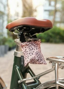 Couvre Selle Vélo Universel - AGU -VTT Soldes Magasin couvre selle velo universel agu 5