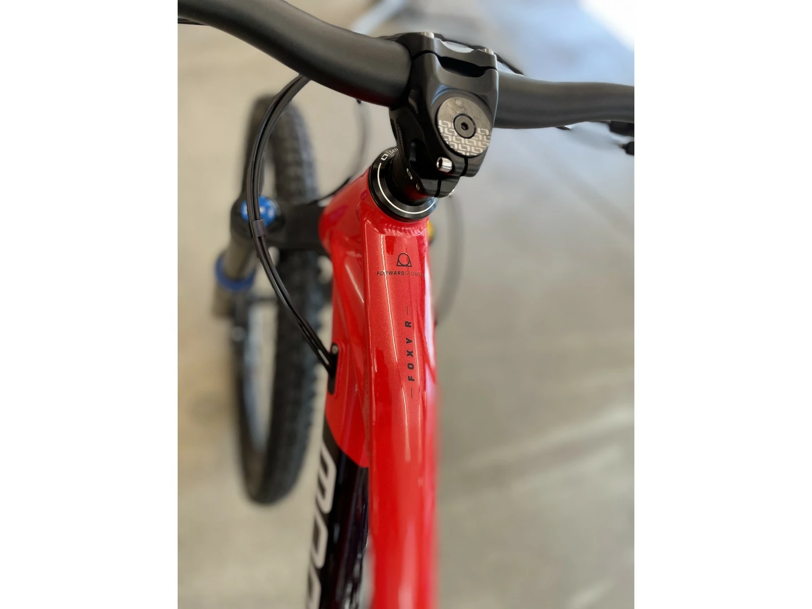 MONDRAKER Foxy R VTT All-Mountain Deep Purple / Flame Red 2022 7 MONDRAKER Foxy R VTT All-Mountain Deep Purple / Flame Red 2022 – Image 5