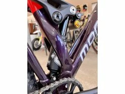 MONDRAKER Foxy R VTT All-Mountain Deep Purple / Flame Red 2022 14 MONDRAKER Foxy R VTT All-Mountain Deep Purple / Flame Red 2022 -VTT Soldes Magasin mondraker foxy r vtt all mountain deep purple flame red 2022 5
